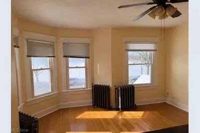 153 NW 3rd Street #3, Barberton, OH 44203 - Photo 2