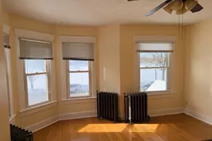 153 NW 3rd St, Barberton, OH 44203 - Photo 2