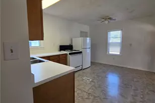 1301 Hulett Ave, Eastlake, OH 44095 - Photo 8