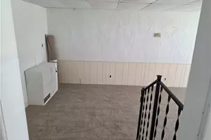 1301 Hulett Ave, Eastlake, OH 44095 - Photo 4