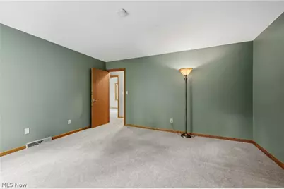 2170 Dow Drive, Akron, OH 44313 - Photo 32