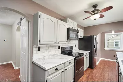 254 Lownsdale Avenue, Akron, OH 44313 - Photo 6