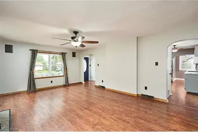254 Lownsdale Avenue, Akron, OH 44313 - Photo 12