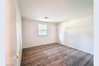84 Westwood Drive, Fremont, OH 43420 - Photo 4