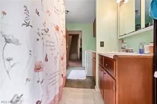 7999 Wadsworth Rd, Wadsworth, OH 44281 - Photo 22