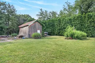 1313 Martin Rd, Mogadore, OH 44260 - Photo 24