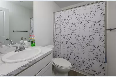 460 Auld Farm Circle, Akron, OH 44320 - Photo 14