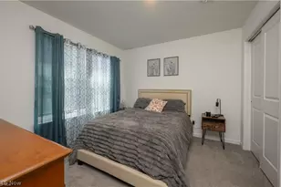 460 Auld Farm Cir, Akron, OH 44320 - Photo 16