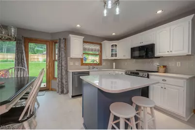 1150 Rolena Circle NW, Canton, OH 44708 - Photo 12