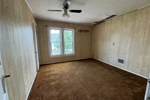 438 N Wooster Ave, Strasburg, OH 44680 - Photo 18