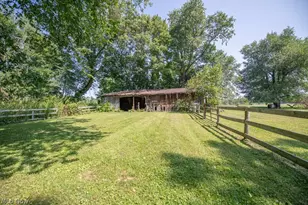 1685 N Orchard Rd NE, Bolivar, OH 44612 - Photo 46