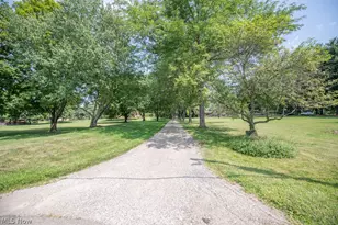 1685 N Orchard Rd NE, Bolivar, OH 44612 - Photo 6