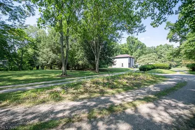 1685 N Orchard Road NE, Bolivar, OH 44612 - Photo 40