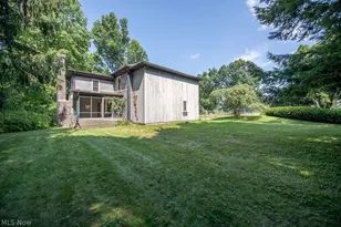 1685 N Orchard Rd NE, Bolivar, OH 44612 - Photo 4