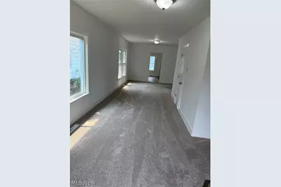 1605 Carr Street, Sandusky, OH 44870 - Photo 2