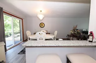 364 Country Club Blvd, Weirton, WV 26062 - Photo 14