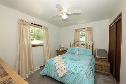 364 Country Club Blvd, Weirton, WV 26062 - Photo 18