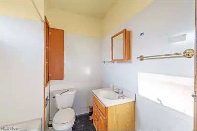 7920 Saint Clair Avenue, Loveland, OH 44103 - Photo 18