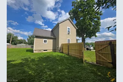 416 W Pennsylvania Avenue, Sebring, OH 44672 - Photo 4