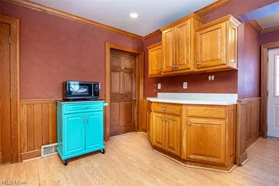 2001 Cambridge Road, Coshocton, OH 43812 - Photo 16
