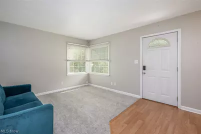 2751 Valley Road, Cuyahoga Falls, OH 44223 - Photo 4
