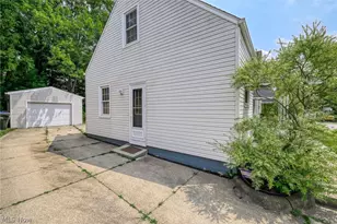 2751 Valley Rd, Cuyahoga Falls, OH 44223 - Photo 26