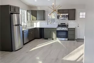 802 S Jenkins Blvd, Akron, OH 44306 - Photo 2