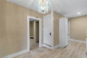 2371 Greensburg Rd, Green, OH 44720 - Photo 10