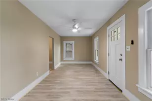 2371 Greensburg Rd, Green, OH 44720 - Photo 4