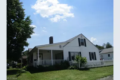 102 Parkgate Avenue, Austintown, OH 44515 - Photo 1
