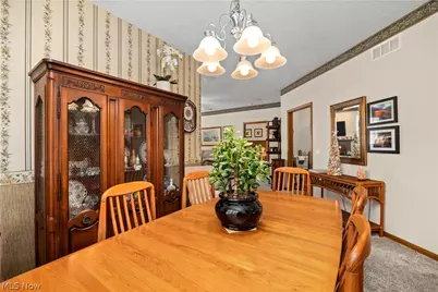 2400 Worthington Place, Avon, OH 44011 - Photo 8