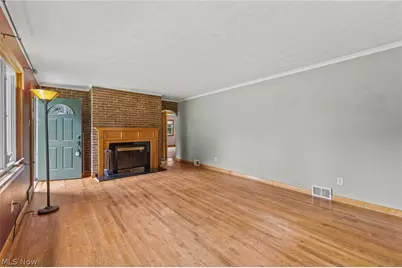 1409 Elm Grove Avenue, Akron, OH 44312 - Photo 4