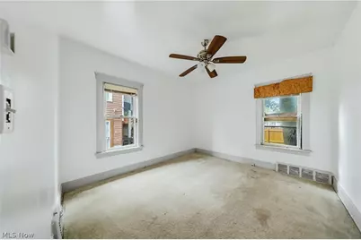 11610 Shadeland Avenue, Loveland, OH 44108 - Photo 14