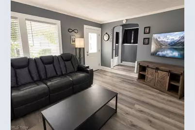 1150 Dayton Street, Akron, OH 44310 - Photo 2
