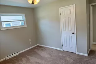 940 Oakwood Dr, Elyria, OH 44035 - Photo 12