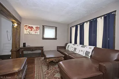 1375 Hart Street, Akron, OH 44306 - Photo 4