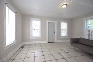 519 Wellington Ave, Akron, OH 44305 - Photo 2