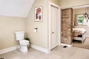 1376 W 74th St, Loveland, OH 44102 - Photo 18
