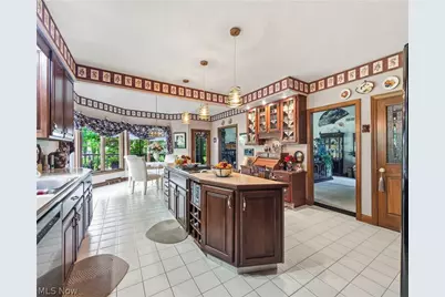 4183 Lochness Circle NW, Canton, OH 44718 - Photo 12