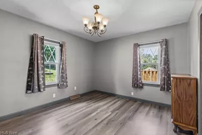 567 W 44th Street, Shadyside, OH 43947 - Photo 12