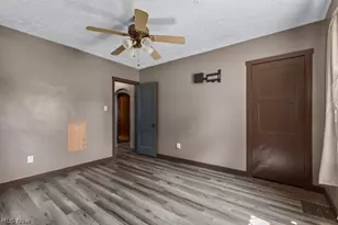 567 W 44th St, Shadyside, OH 43947 - Photo 10