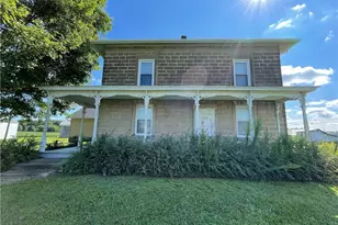 8279 Baumhart Rd, Vermilion, OH 44089 - Photo 2