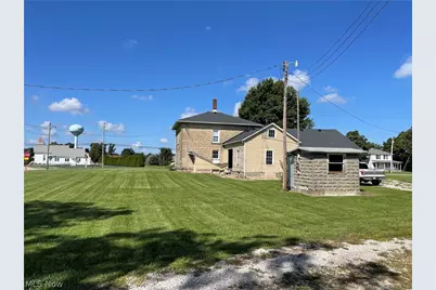 8279 Baumhart Road, Vermilion, OH 44089 - Photo 4