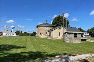 8279 Baumhart Rd, Vermilion, OH 44089 - Photo 4