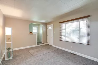 428 Kline Avenue, Akron, OH 44305 - Photo 6