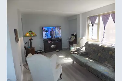 11820 Edgewater Drive #619, Oakwood, OH 44107 - Photo 2