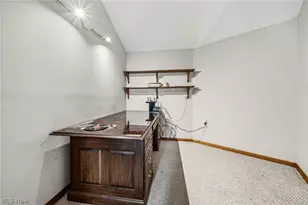 10182 Mulberry Rd, Chardon, OH 44024 - Photo 14