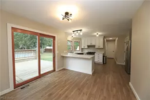 1100 Dover Dr, Medina, OH 44256 - Photo 6