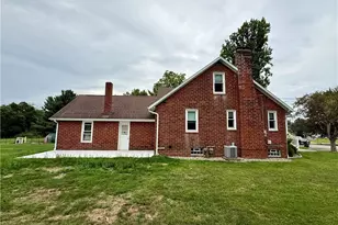 2476 Ravenna Ave NE, East Canton, OH 44730 - Photo 32
