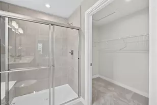 302 Ridgewater Dr, Elyria, OH 44035 - Photo 18